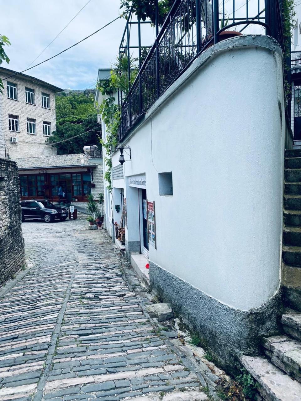 Hida Guest House Gjirokastër Exterior foto